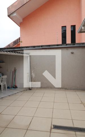 Casa para alugar com 70m², 2 quartos e sem vagaÁrea de Serviço