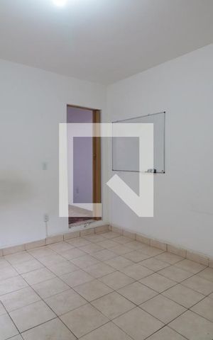 Casa para alugar com 70m², 2 quartos e sem vagaQuarto