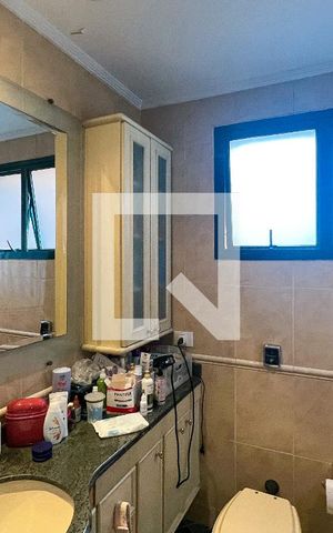Apartamento à venda com 222m², 3 quartos e 3 vagasBanheiro da Suíte 2