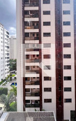 Apartamento à venda com 222m², 3 quartos e 3 vagasVista