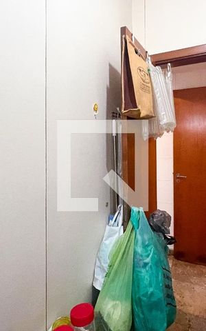 Apartamento à venda com 222m², 3 quartos e 3 vagasDespensa