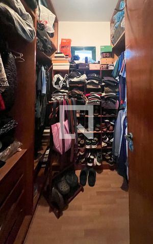 Apartamento à venda com 222m², 3 quartos e 3 vagasCloset