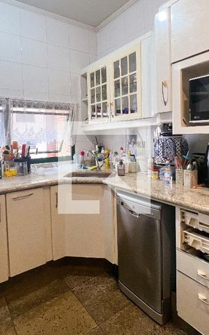 Apartamento à venda com 222m², 3 quartos e 3 vagasCozinha