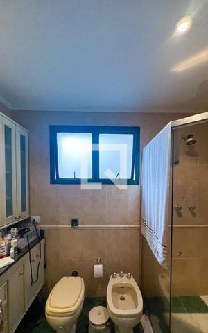 Apartamento à venda com 222m², 3 quartos e 3 vagasBanheiro da Suíte 2