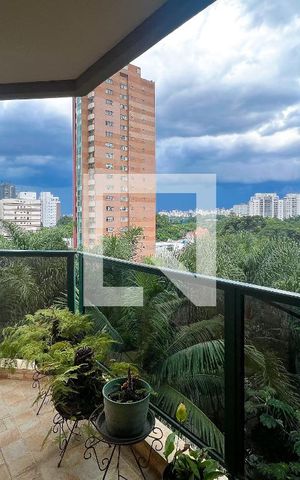 Apartamento à venda com 222m², 3 quartos e 3 vagasSacada