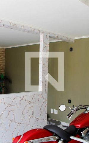 Casa para alugar com 256m², 3 quartos e 4 vagas Casa para alugar com 256m², 3 quartos e 4 vagasSALA PISO INFERIOR