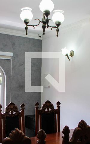 Casa para alugar com 256m², 3 quartos e 4 vagas Casa para alugar com 256m², 3 quartos e 4 vagasSALA