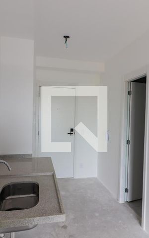 Studio à venda com 28m², 1 quarto e sem vaga Studio à venda com 28m², 1 quarto e sem vagaStudio