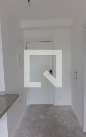 Studio à venda com 28m², 1 quarto e sem vaga Studio à venda com 28m², 1 quarto e sem vagaStudio