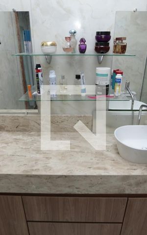 Casa à venda com 150m², 3 quartos e 2 vagasBanheiro da Suíte