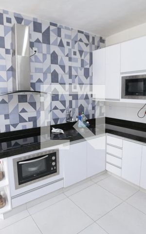 Casa à venda com 150m², 3 quartos e 2 vagasCozinha - Armários