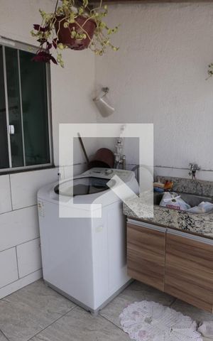 Casa à venda com 150m², 3 quartos e 2 vagasÁrea de Serviço