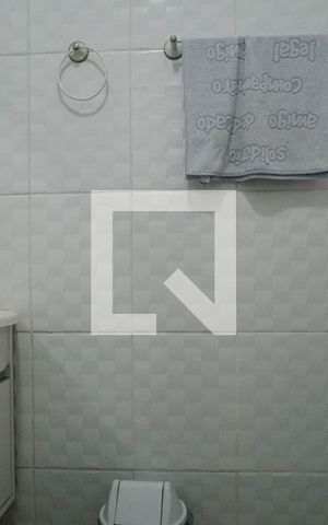 Casa à venda com 180m², 3 quartos e 2 vagasBanheiro