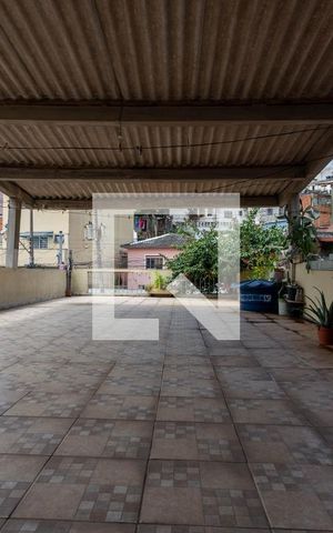 Casa à venda com 105m², 2 quartos e 3 vagas Casa à venda com 105m², 2 quartos e 3 vagasArea de Serviços/Sacada