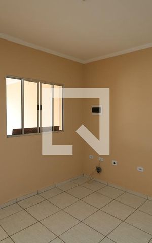 Casa para alugar com 90m², 2 quartos e 1 vagaSala