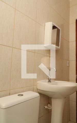 Casa para alugar com 90m², 2 quartos e 1 vagaBanheiro
