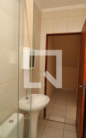 Casa para alugar com 90m², 2 quartos e 1 vagaBanheiro