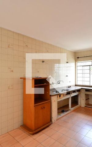 Casa à venda com 240m², 3 quartos e 3 vagasCozinha