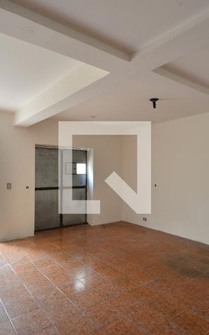 Casa à venda com 240m², 3 quartos e 3 vagasSalão
