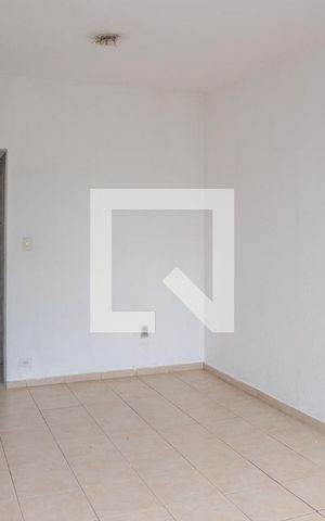 Studio à venda com 38m², 1 quarto e sem vaga Studio à venda com 38m², 1 quarto e sem vagaSala Quarto