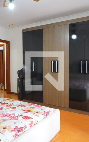 Casa à venda com 170m², 3 quartos e 5 vagasQuarto Suíte