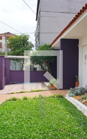 Casa à venda com 170m², 3 quartos e 5 vagasPátio