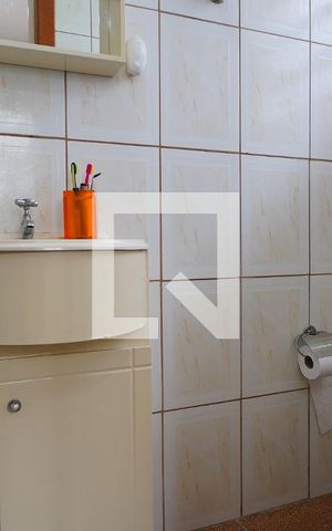 Casa à venda com 170m², 3 quartos e 5 vagasBanheiro de Serviço