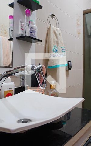 Casa à venda com 170m², 3 quartos e 5 vagasBanheiro Corredor