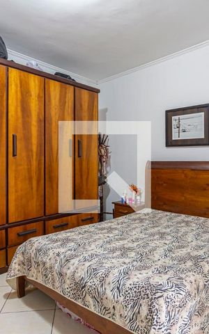 Casa à venda com 95m², 2 quartos e 2 vagasSuite 2