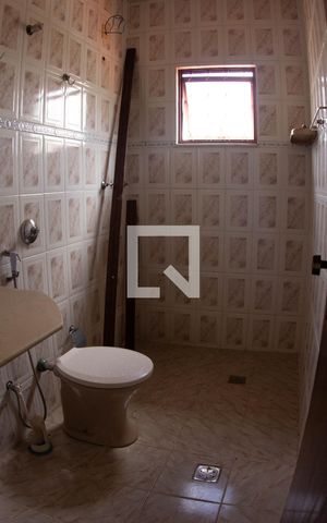Casa para alugar com 420m², 2 quartos e 8 vagasBanheiro