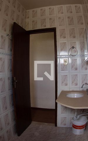 Casa para alugar com 420m², 2 quartos e 8 vagasBanheiro