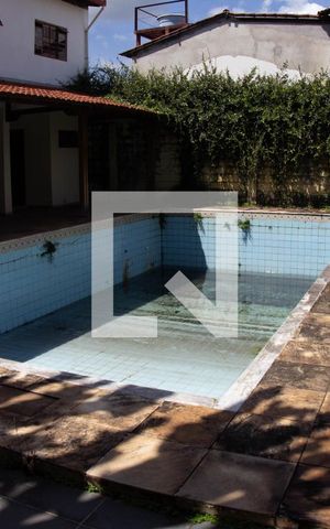 Casa para alugar com 420m², 2 quartos e 8 vagasPiscina