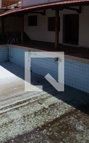 Casa para alugar com 420m², 2 quartos e 8 vagasPiscina