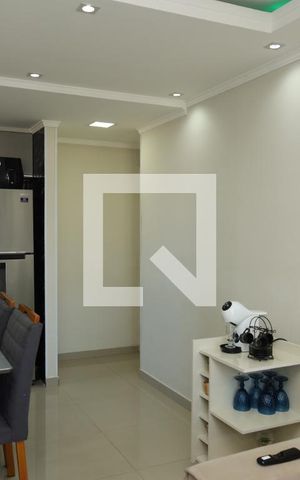 Apartamento à venda com 48m², 2 quartos e 1 vagaSala