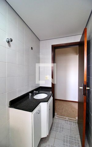 Apartamento à venda com 127m², 3 quartos e 2 vagasBanheiro da Suíte