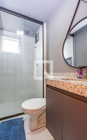 Apartamento à venda com 55m², 2 quartos e 1 vaga Apartamento à venda com 55m², 2 quartos e 1 vagaBanheiro Social