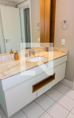 Apartamento à venda com 42m², 1 quarto e 1 vagaBanheiro 
