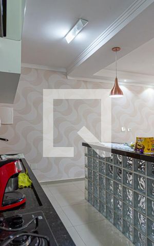 Apartamento à venda com 130m², 2 quartos e 2 vagas Apartamento à venda com 130m², 2 quartos e 2 vagasCozinha