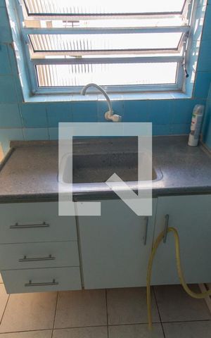 Casa à venda com 180m², 4 quartos e 1 vaga Casa à venda com 180m², 4 quartos e 1 vagaCozinha 3