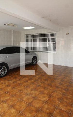 Casa para alugar com 230m², 2 quartos e 2 vagasQuintal