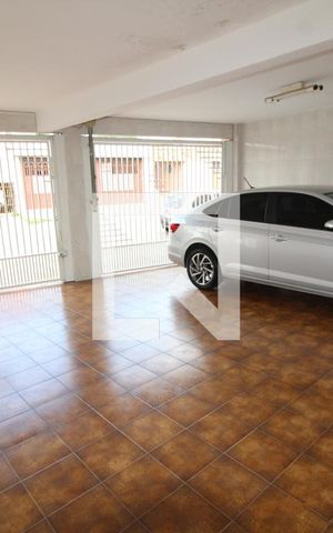 Casa para alugar com 230m², 2 quartos e 2 vagasGaragem