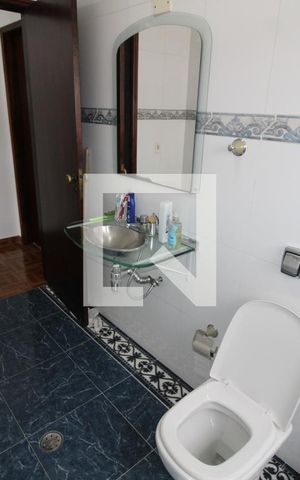 Casa para alugar com 230m², 2 quartos e 2 vagasBanheiro 3