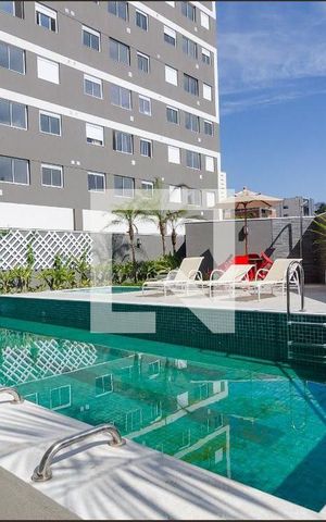 Apartamento para alugar com 56m², 3 quartos e sem vaga Apartamento para alugar com 56m², 3 quartos e sem vagaPiscinas