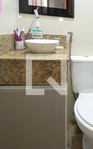 Casa à venda com 106m², 3 quartos e 4 vagasBanheiro Social