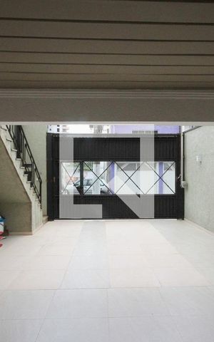 Casa à venda com 106m², 3 quartos e 4 vagasGaragem