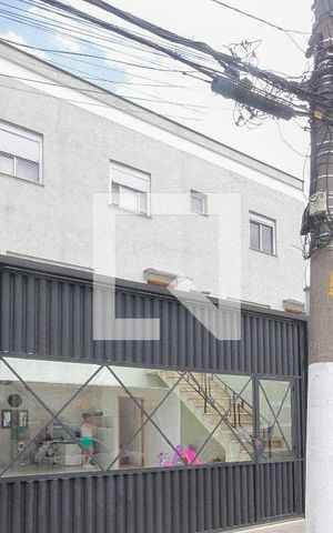 Casa à venda com 106m², 3 quartos e 4 vagasFachada