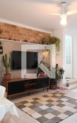 Casa à venda com 210m², 2 quartos e 3 vagasSala