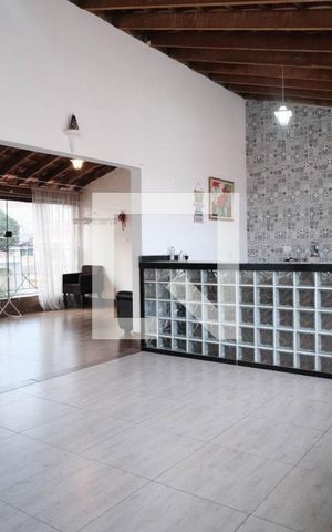 Casa à venda com 210m², 2 quartos e 3 vagasÁrea de Serviço