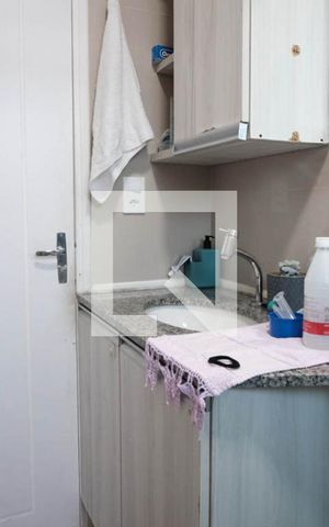 Casa à venda com 210m², 2 quartos e 3 vagasBanheiro