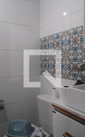 Casa à venda com 210m², 2 quartos e 3 vagasBanheiro 